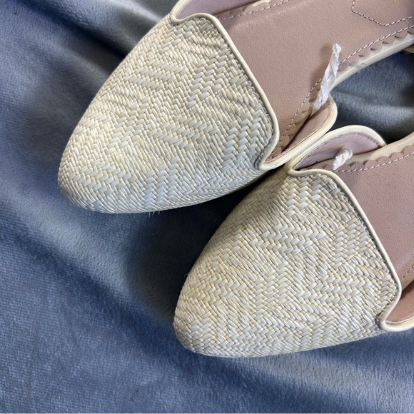 Isaac Mizrahi Pointed toe Flats size 6.5 - Picture 3 of 6